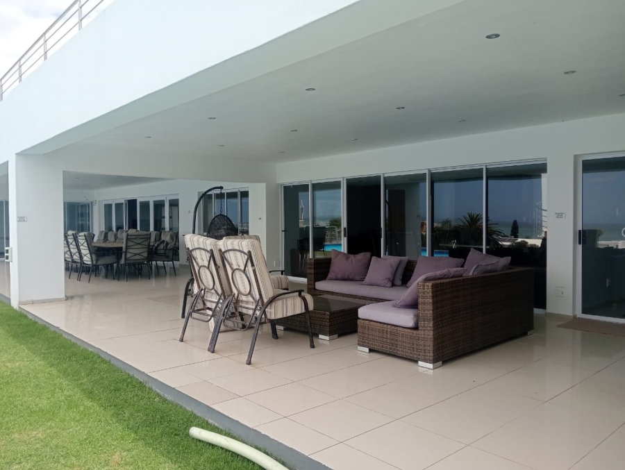 5 Bedroom Property for Sale in Jeffreys Bay Central Eastern Cape